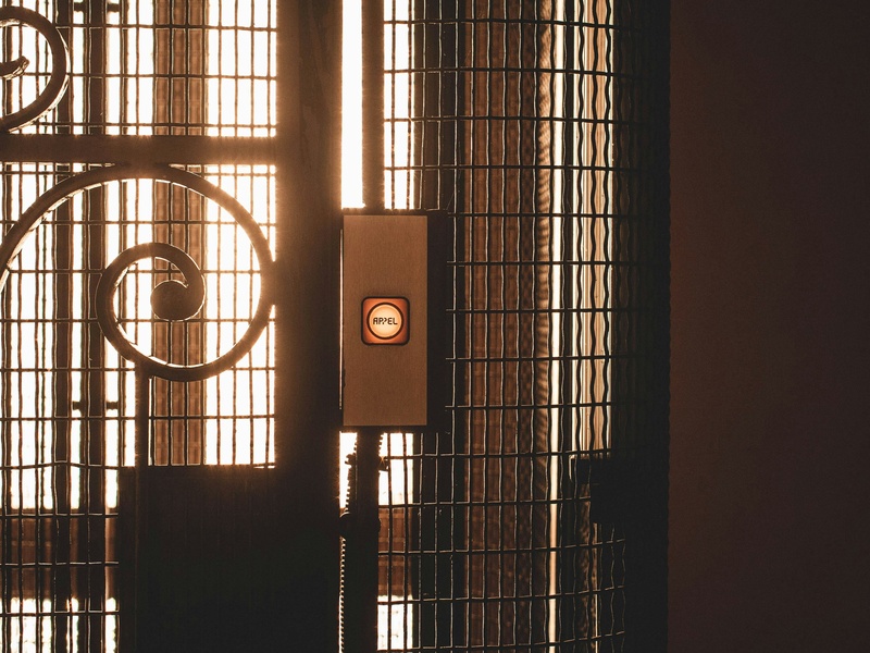 Appartement sans ascenseur  à Paris 